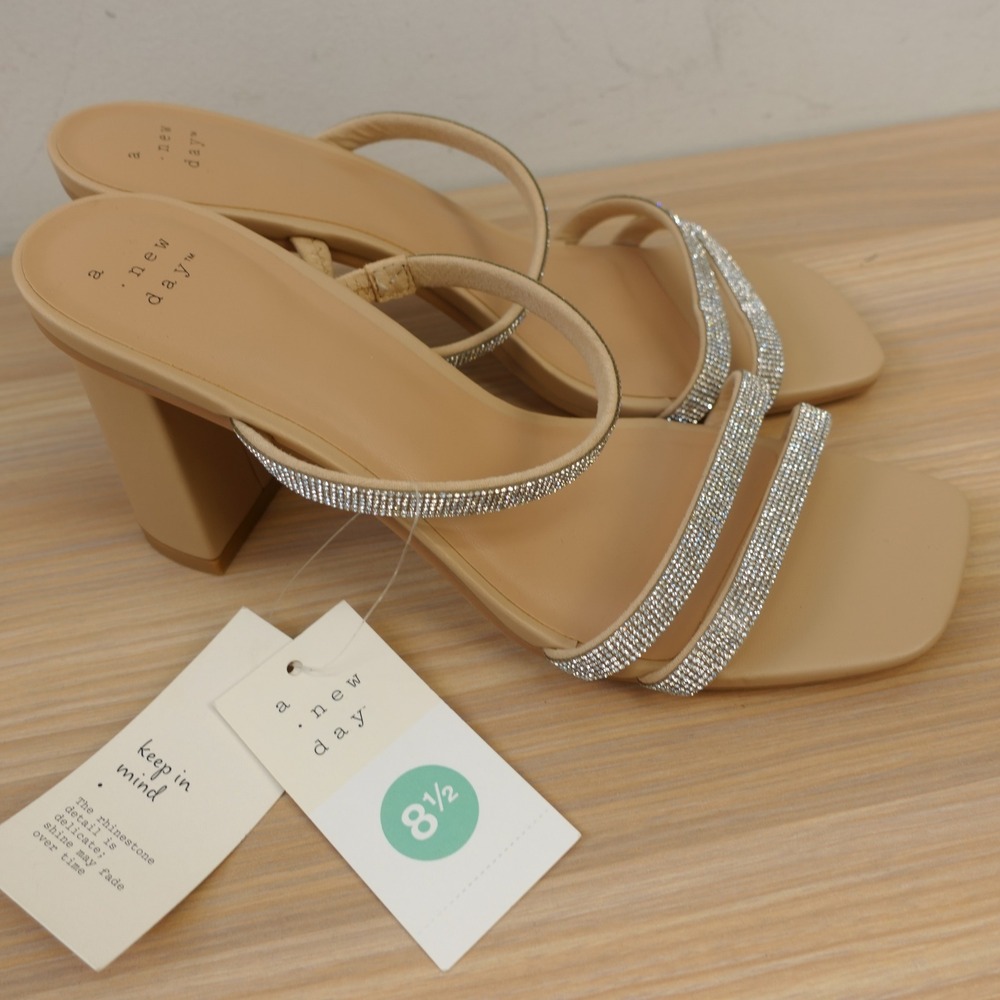Y2K Rhinestone Strappy Sandals Womens 8.5 Silver Tan Square‎ Toe Mule A NEW DAY